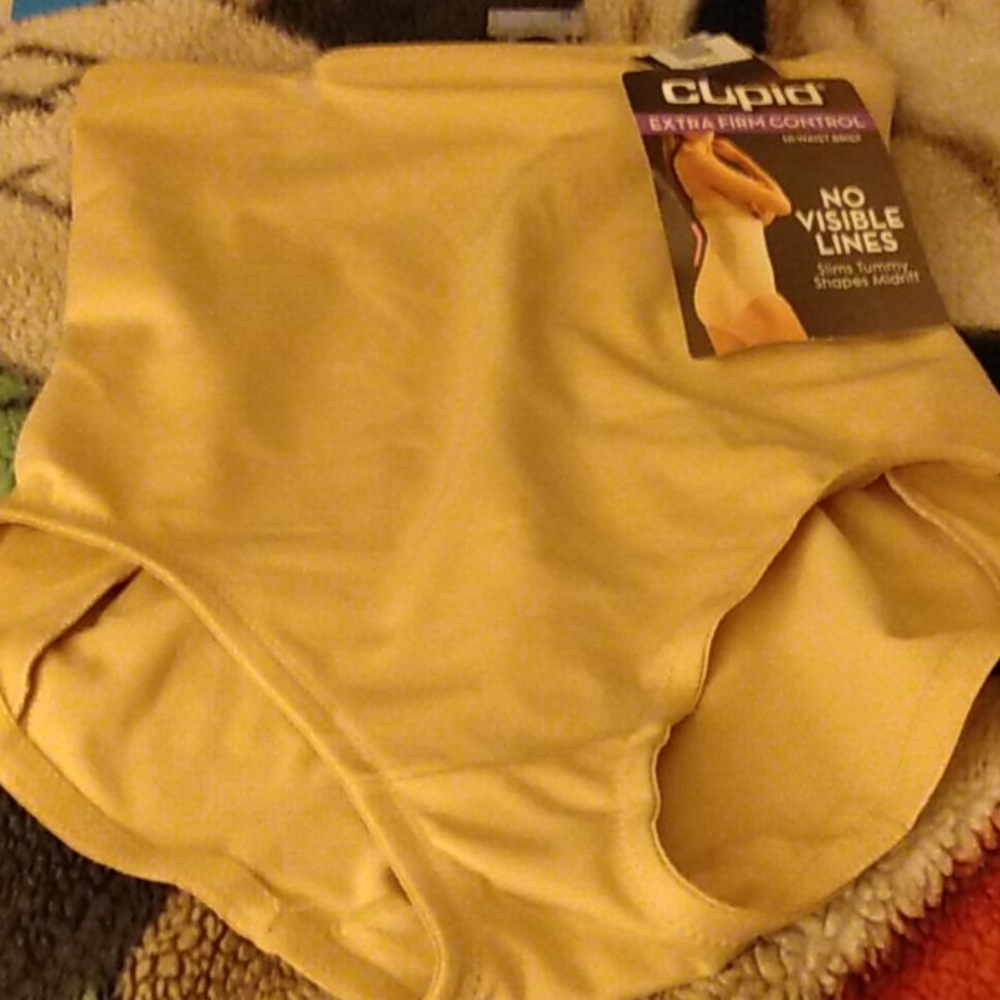 Hi- waist brief